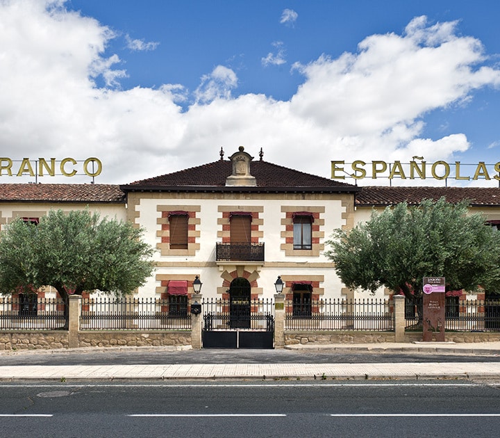 visita Viña Ijalba en rioja alta